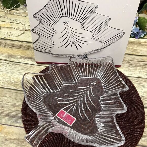 🎁 Mikasa Crystal Tree Cookie Candy Dish Tray - Picture 1 of 8